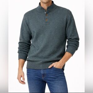 100% Wool Henley Sweater Men’s Medium GAP Pullover Cozy Knit GUC